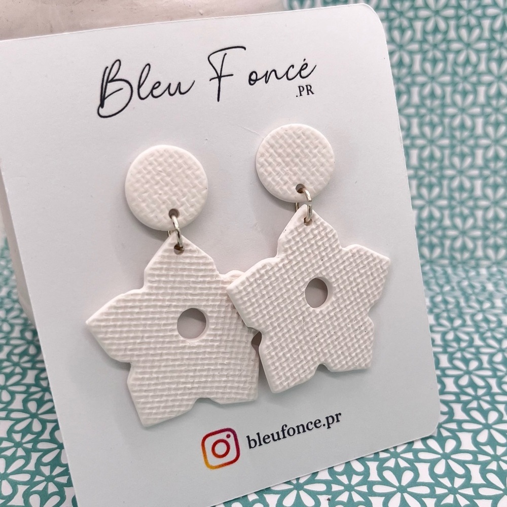 White Textured Flower Pendant Earrings